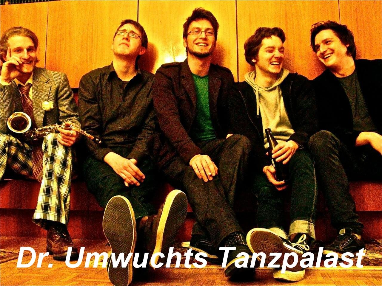 Dr_Umwuchts_Tanzpalast2.JPG