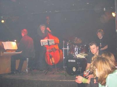 canon20060324-22_40_26-0016.jpg_t400.jpg